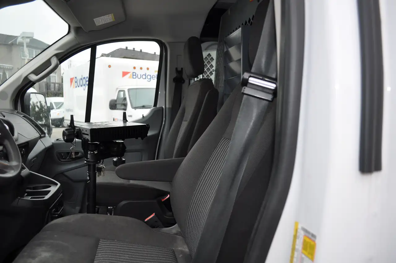Ford Transit снимка Ford Transit