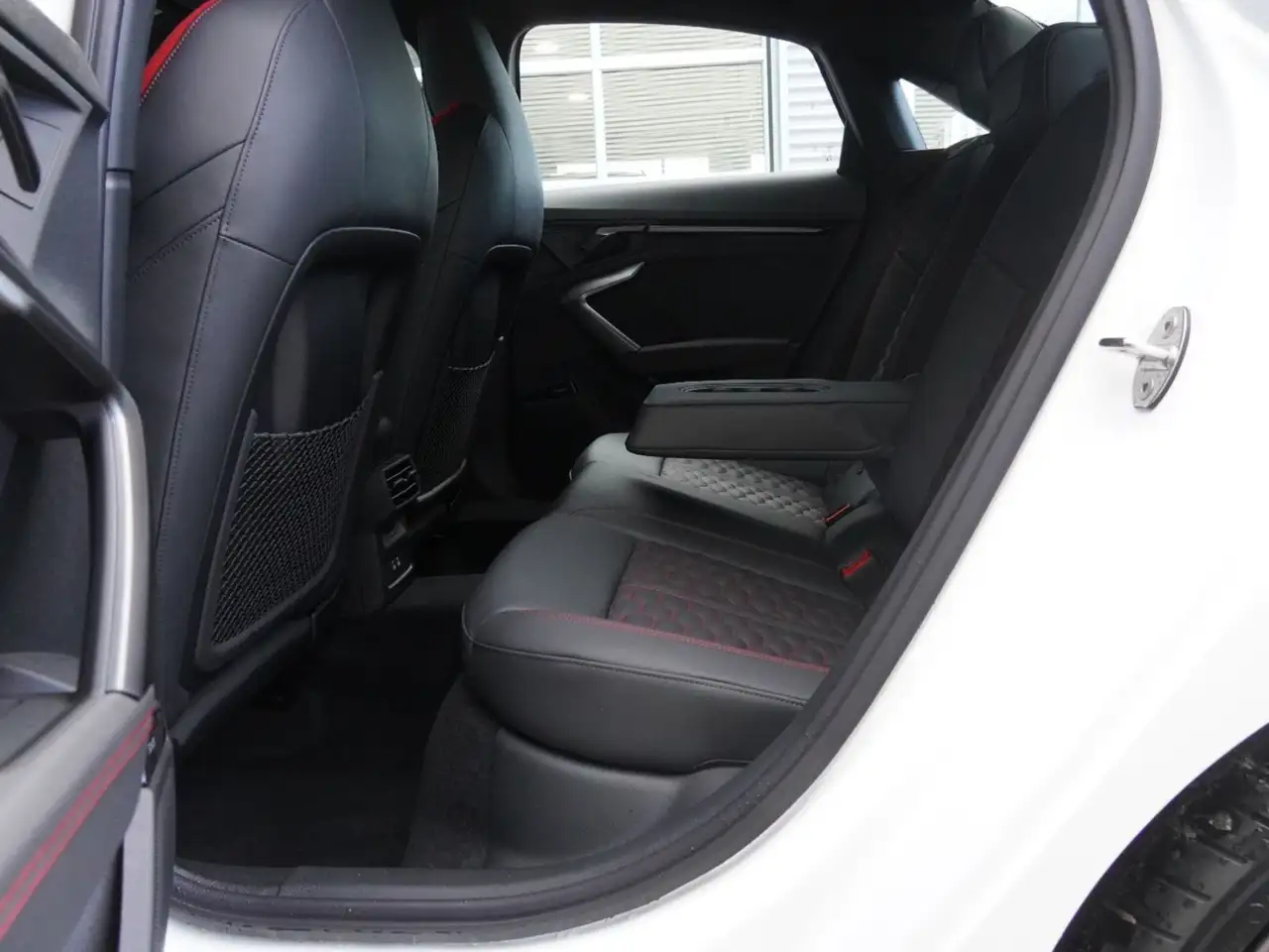 Audi RS3 снимка Audi RS3