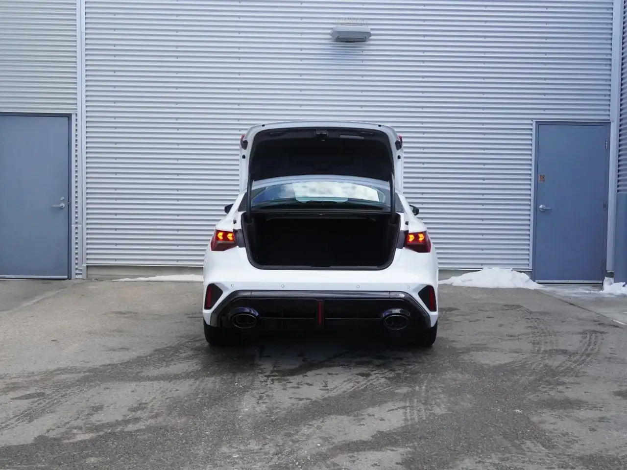 Audi RS3 снимка Audi RS3