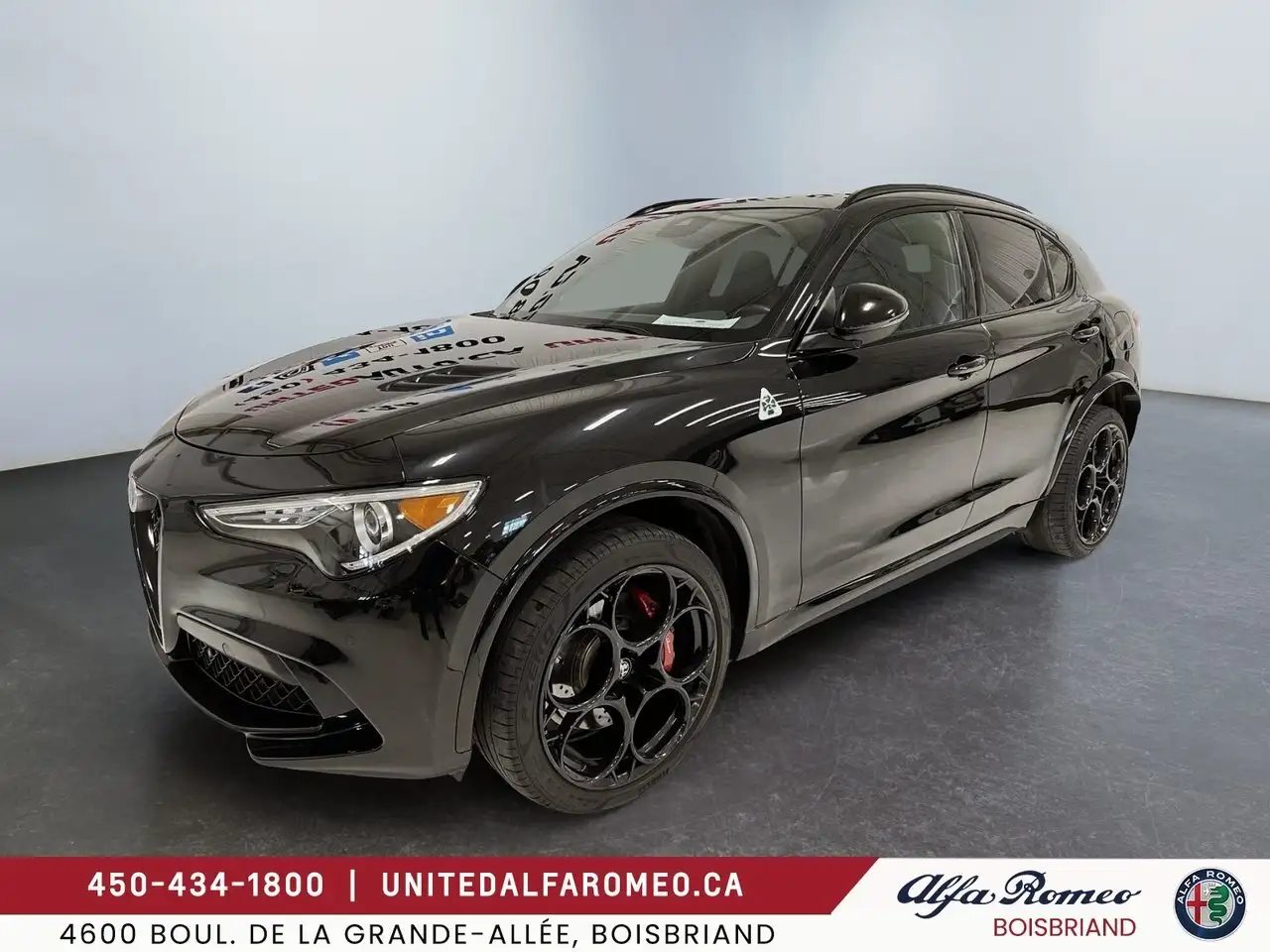 Alfa Romeo Stelvio снимка Alfa Romeo Stelvio