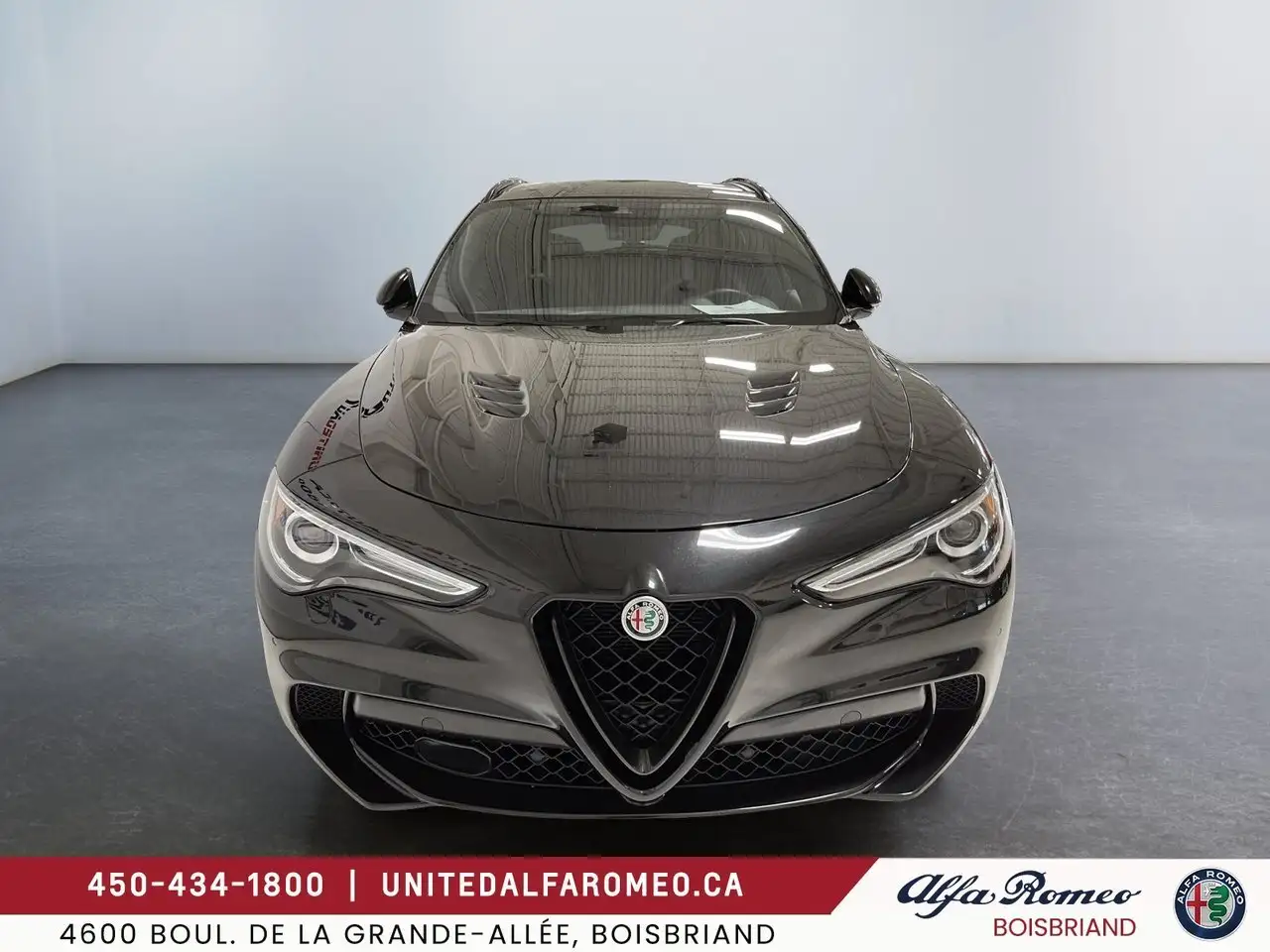 Alfa Romeo Stelvio снимка Alfa Romeo Stelvio