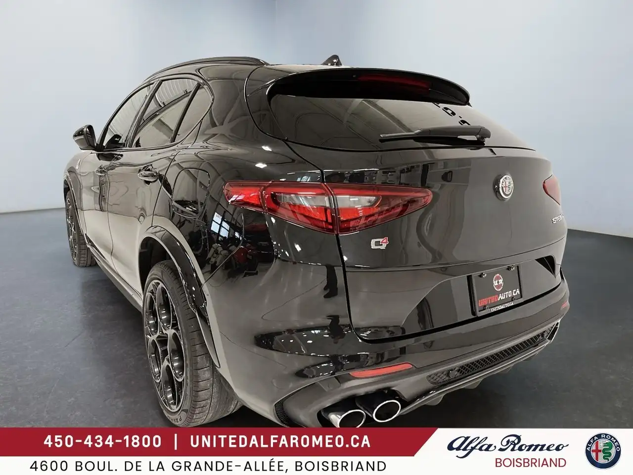 Alfa Romeo Stelvio снимка Alfa Romeo Stelvio