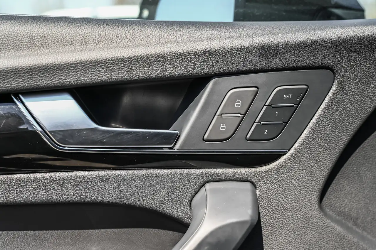 Audi Q5 снимка Audi Q5