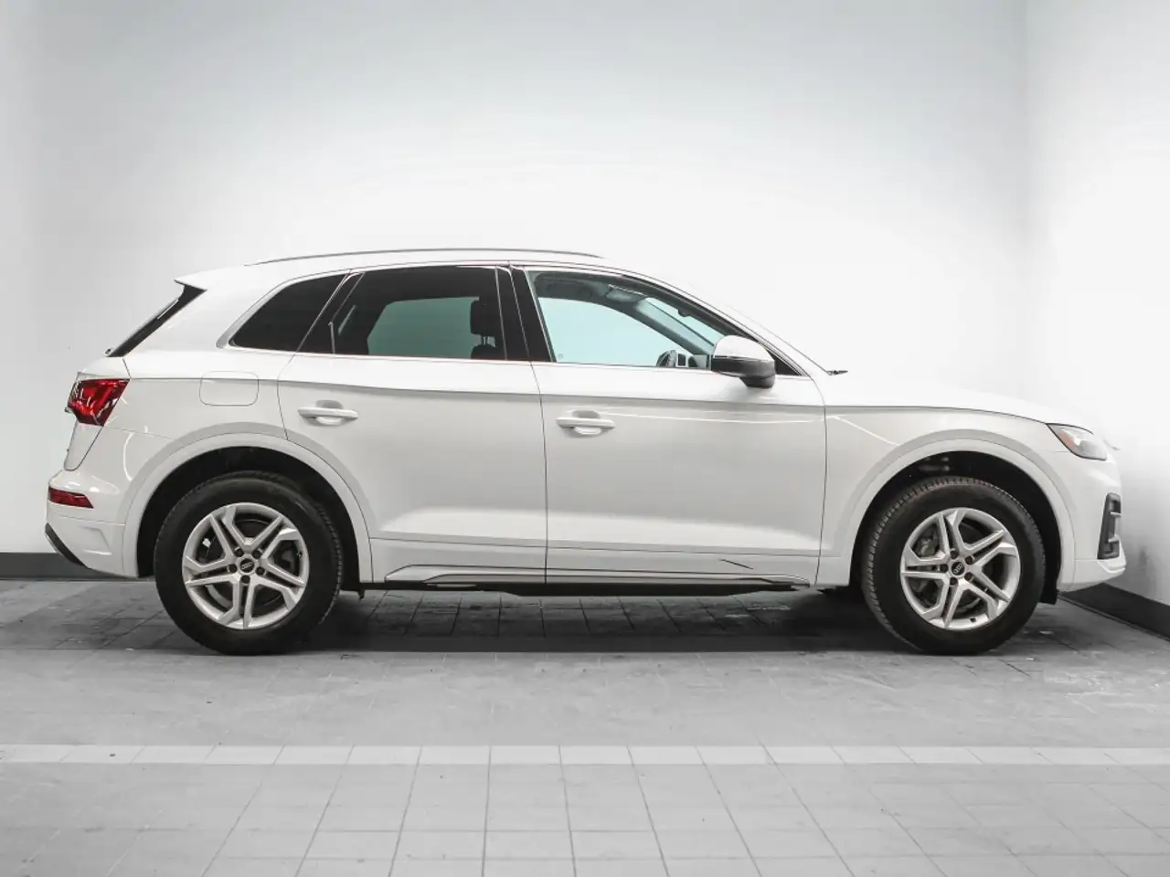 Audi Q5 снимка Audi Q5