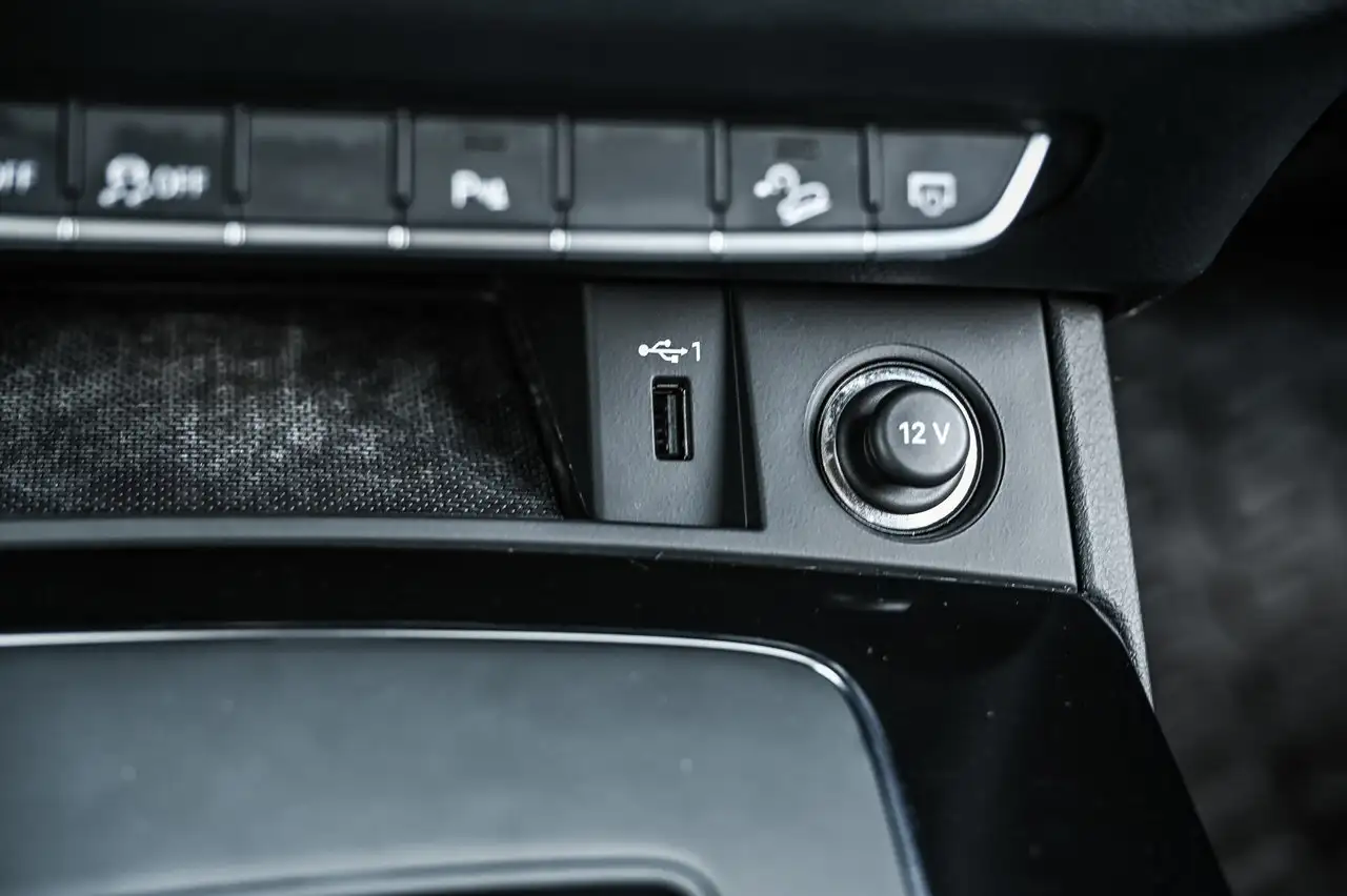 Audi Q5 снимка Audi Q5