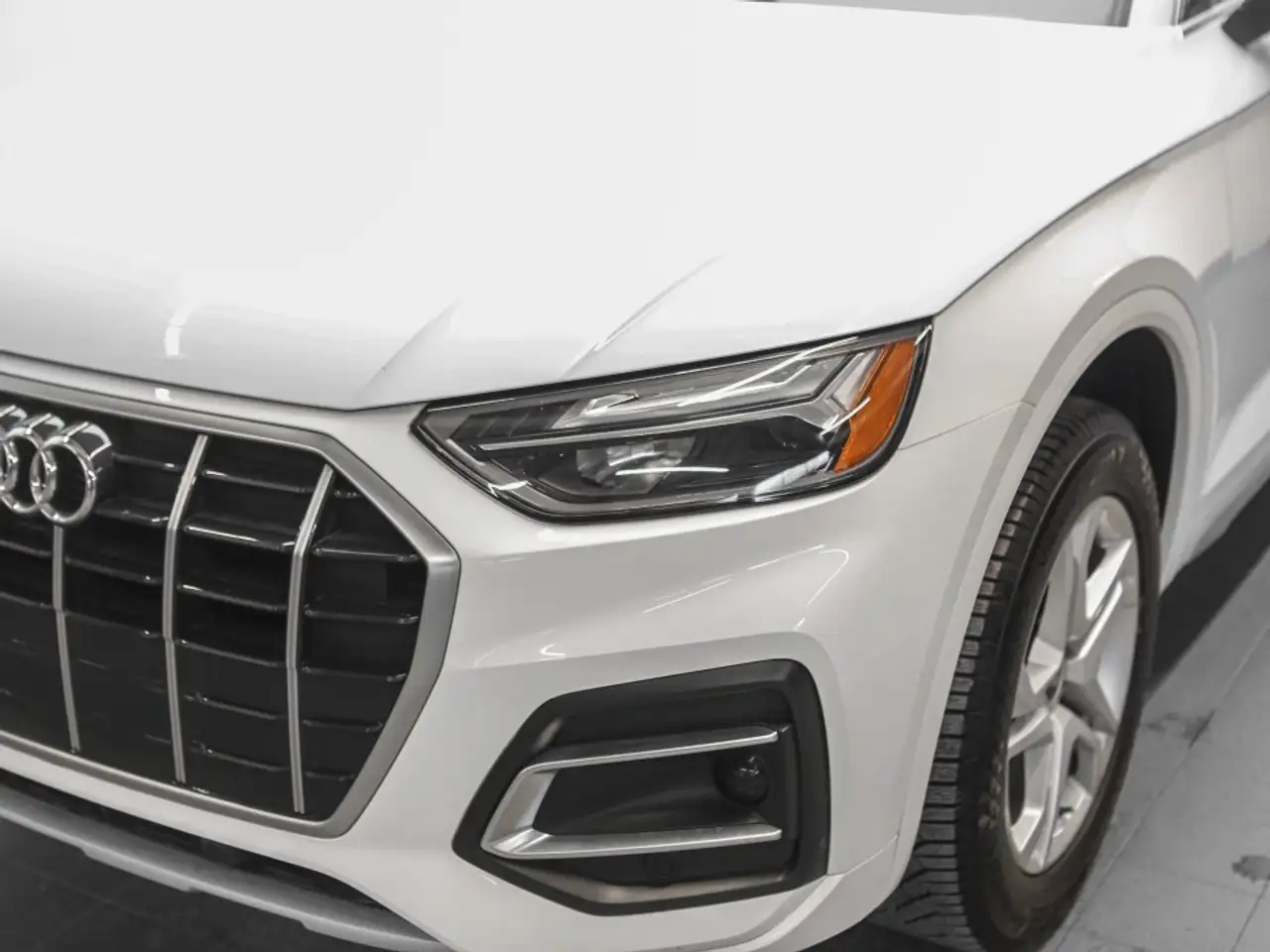 Audi Q5 снимка Audi Q5