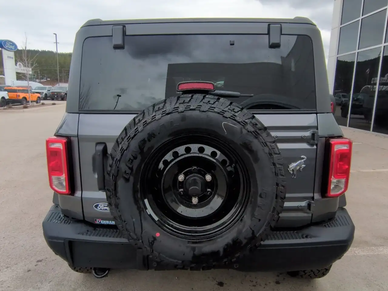 Ford Bronco снимка Ford Bronco