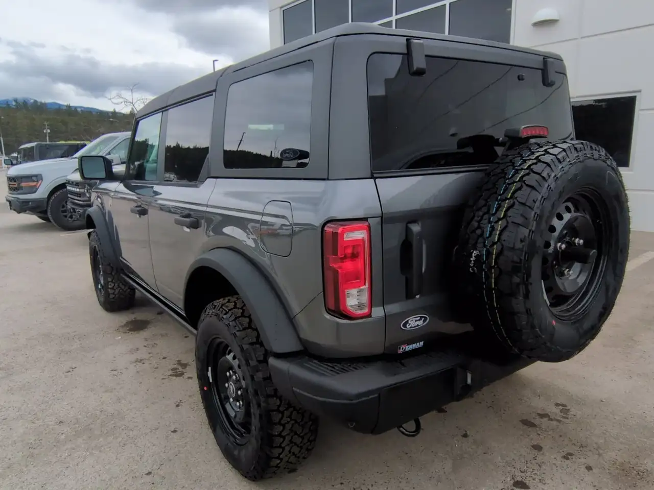 Ford Bronco снимка Ford Bronco