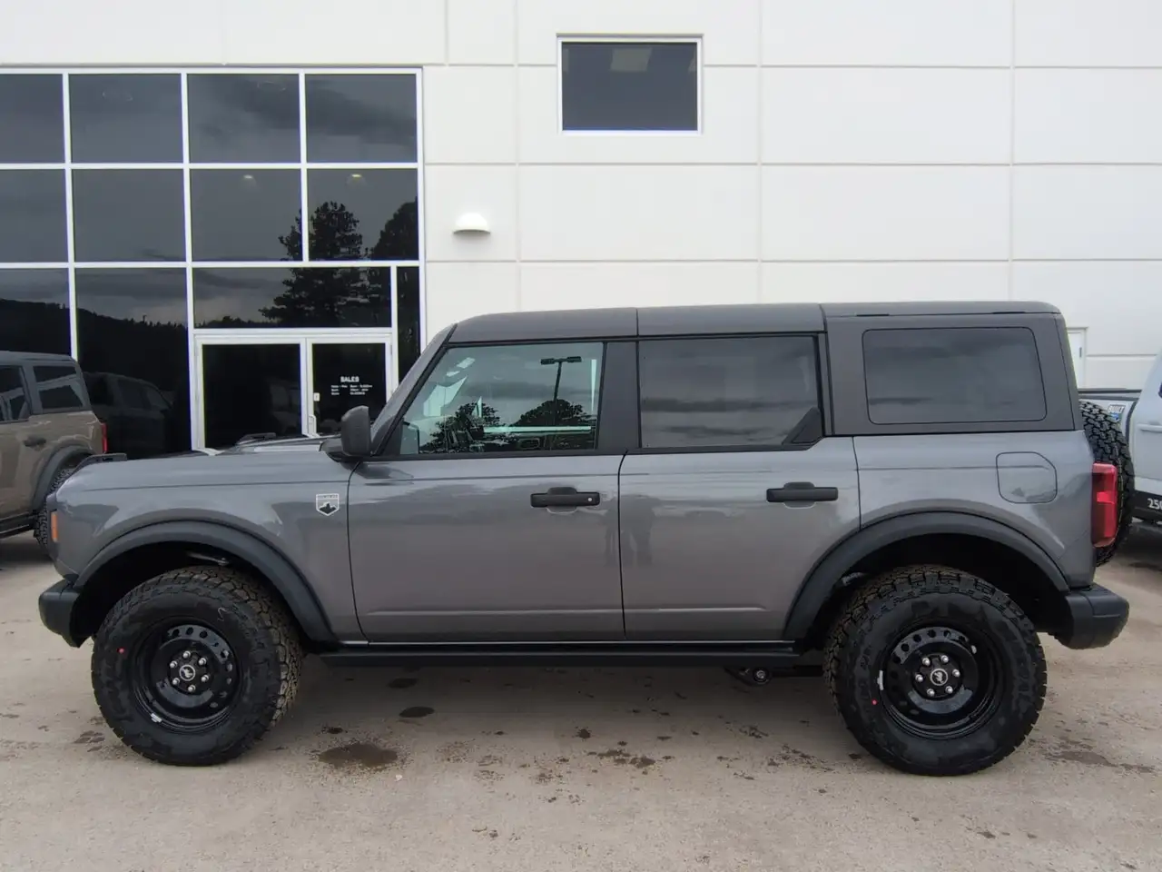 Ford Bronco снимка Ford Bronco