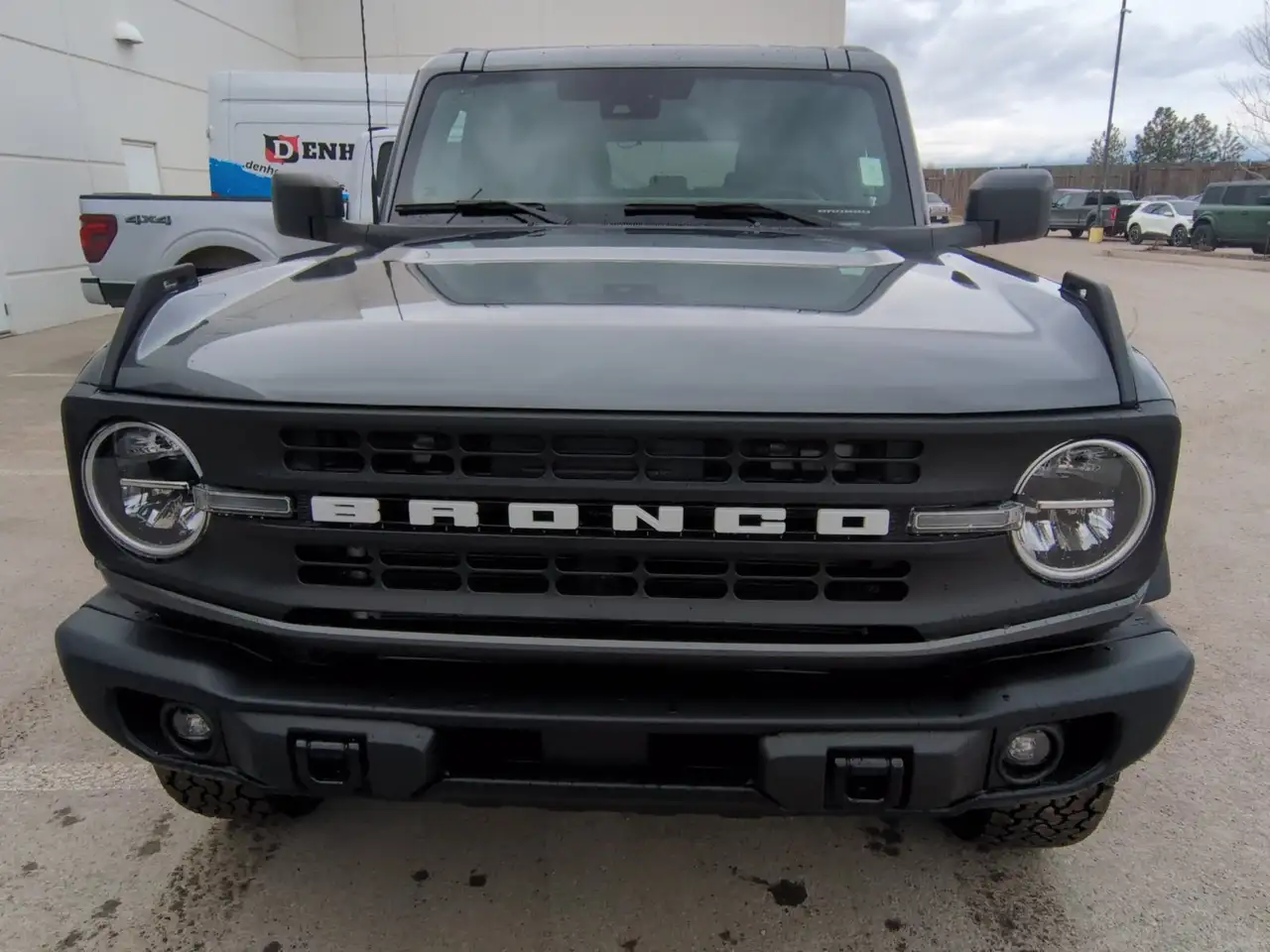 Ford Bronco снимка Ford Bronco