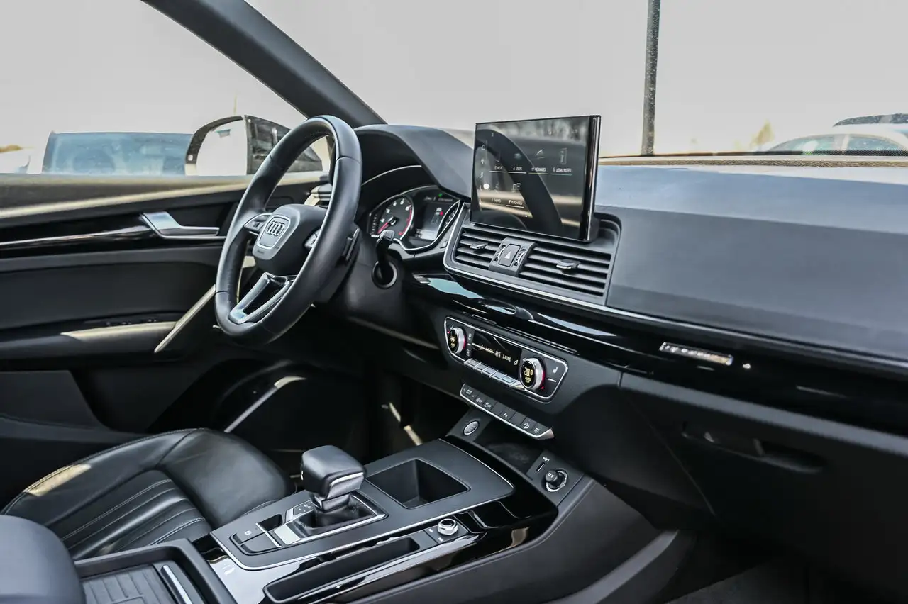 Audi Q5 снимка Audi Q5