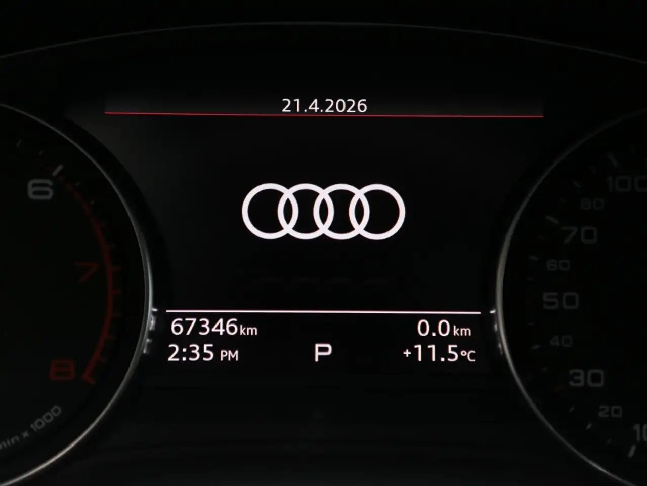Audi Q5 снимка Audi Q5