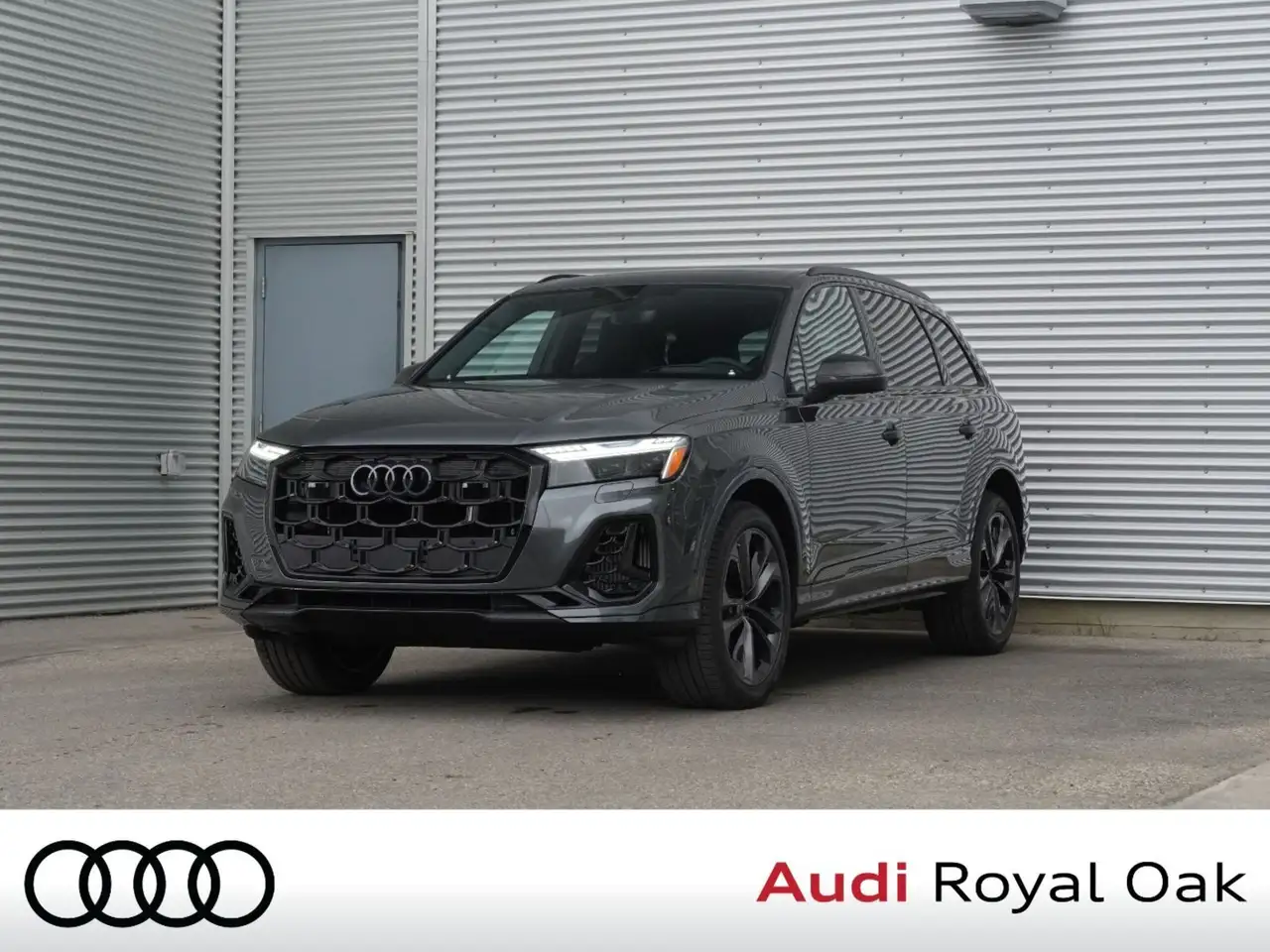 2026 Audi SQ7 photo 2026 Audi SQ7