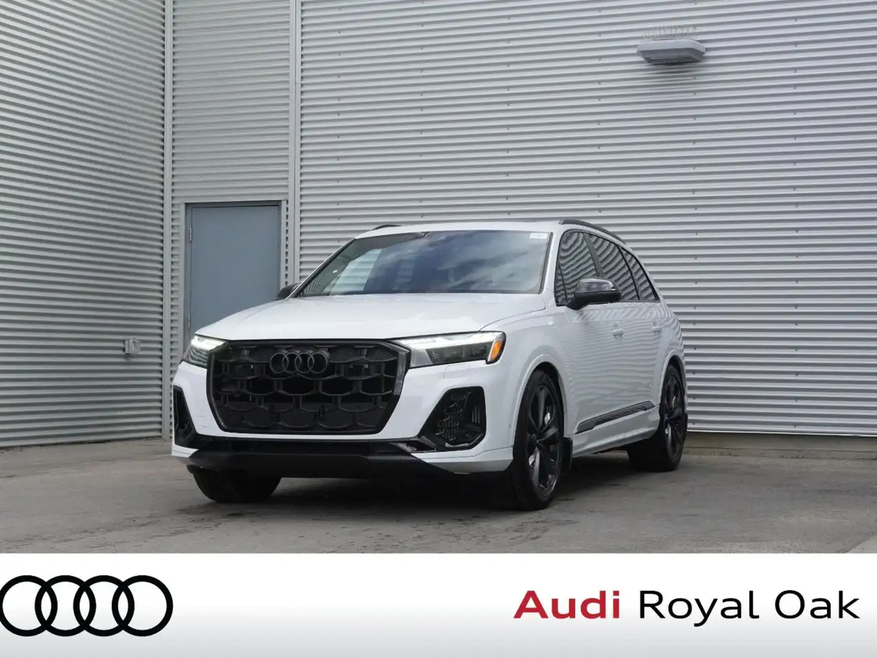 2026 Audi SQ7 photo 2026 Audi SQ7