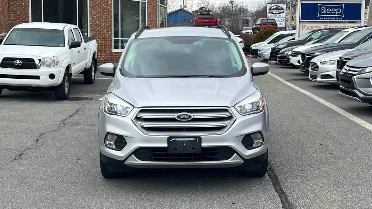 Ford Escape снимка Ford Escape
