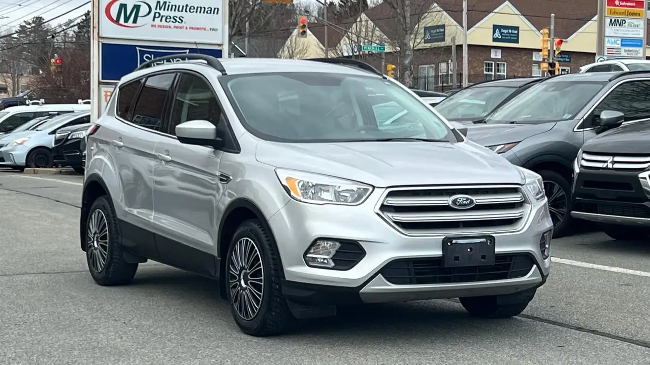 Ford Escape снимка Ford Escape