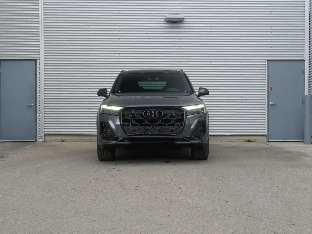 Audi SQ7 photo Audi SQ7