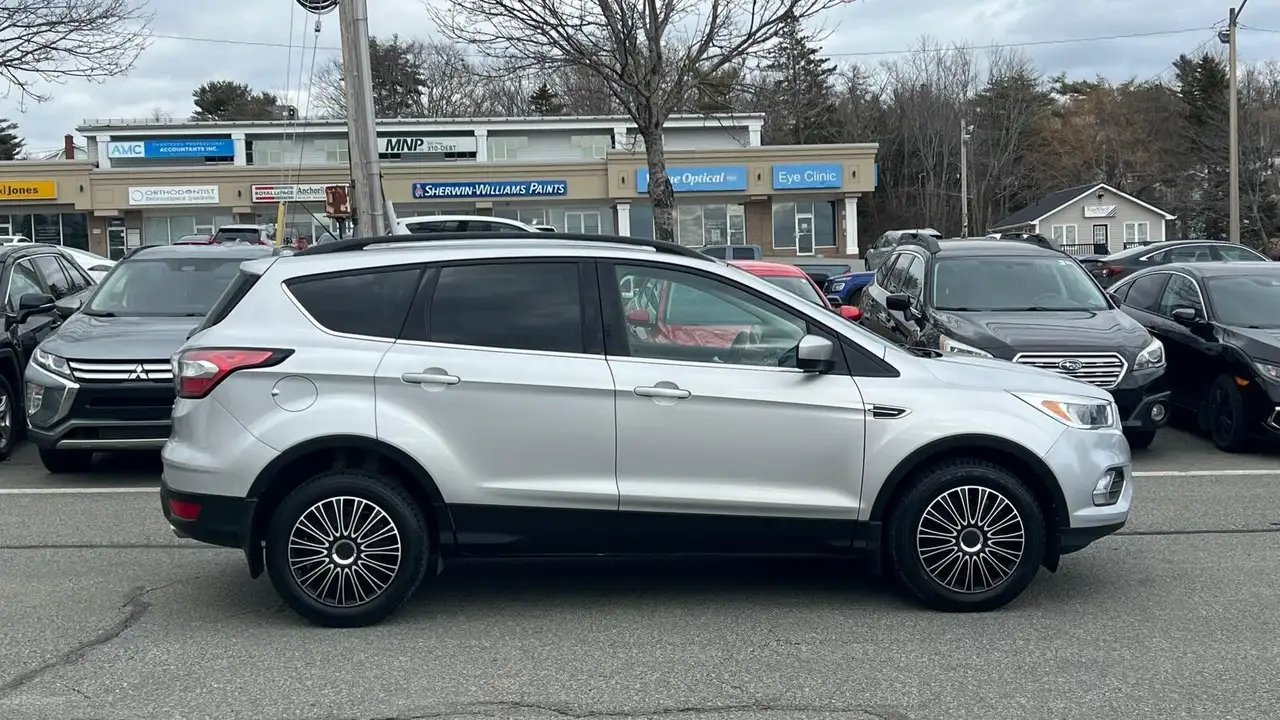 Ford Escape снимка Ford Escape