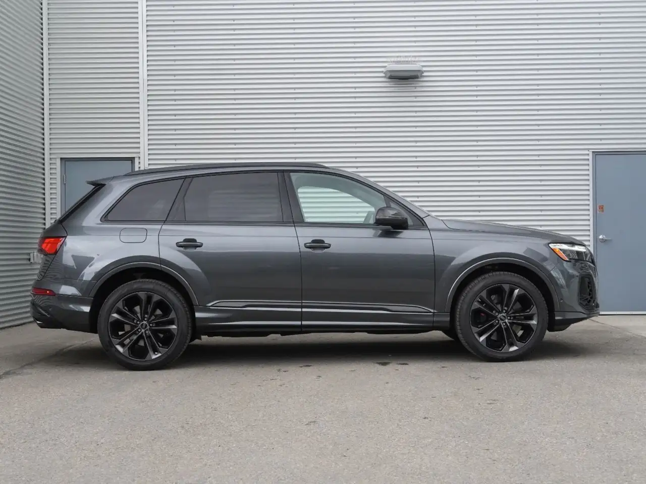 Audi SQ7 photo Audi SQ7