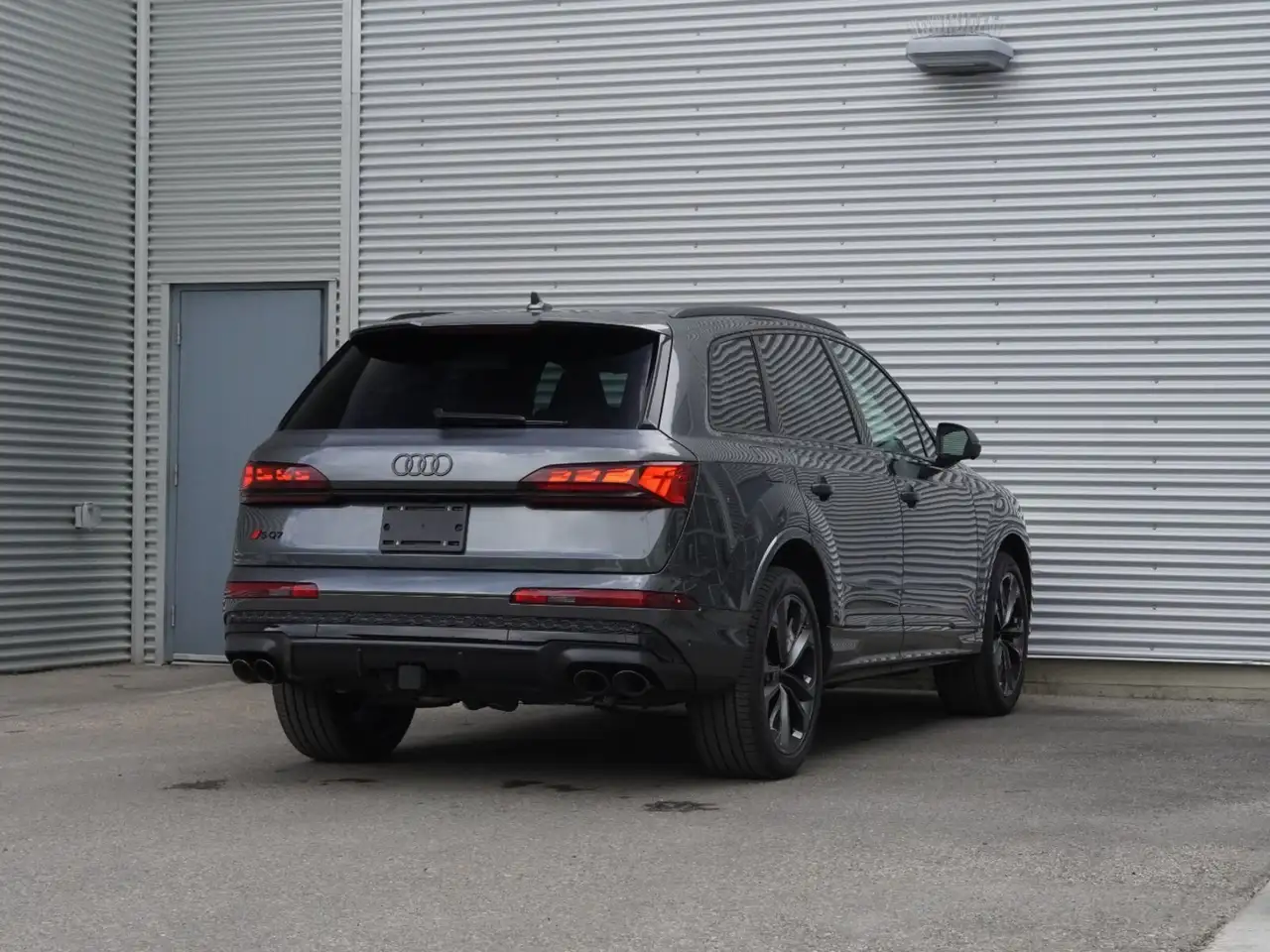 Audi SQ7 photo Audi SQ7
