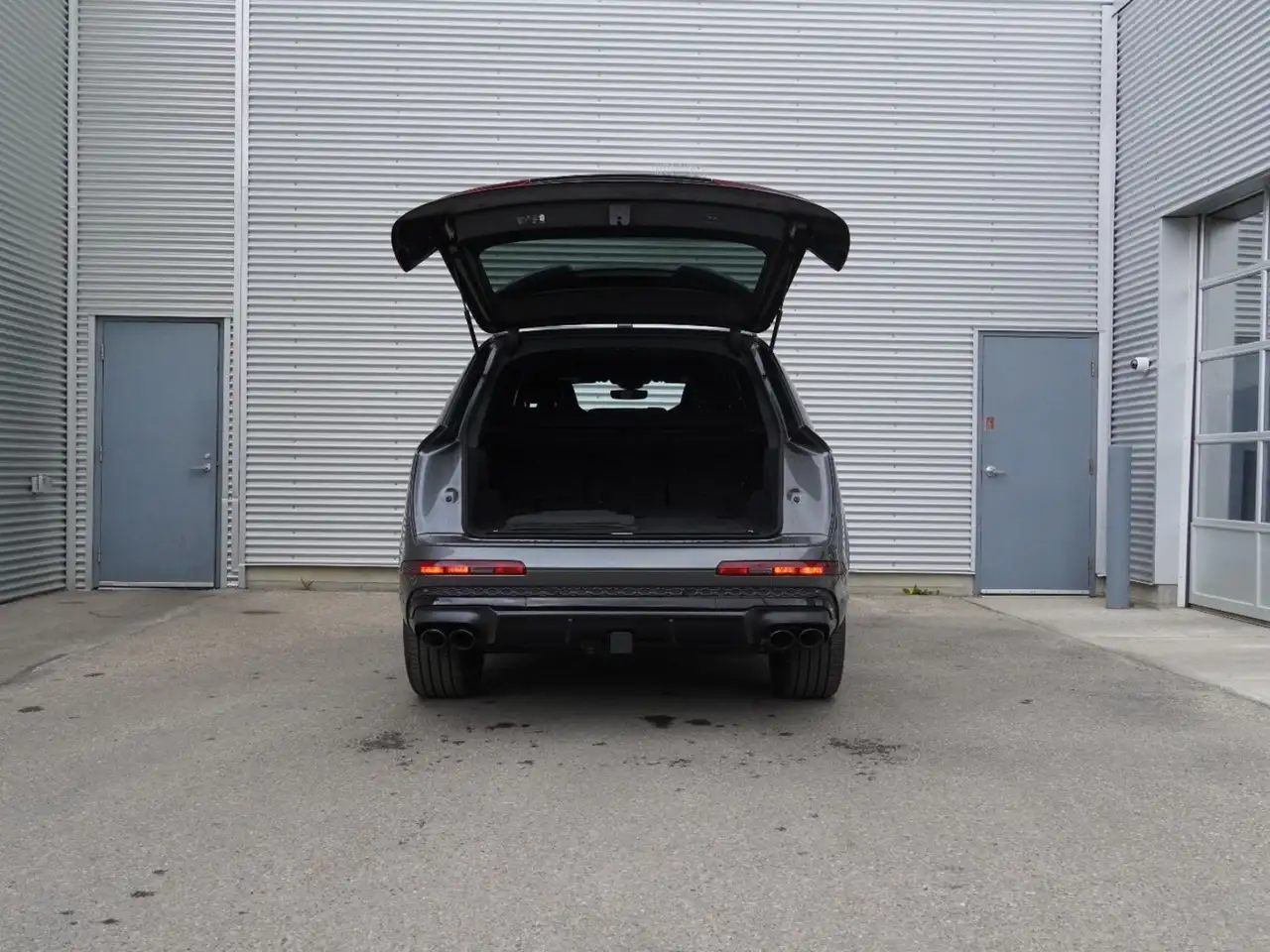 Audi SQ7 photo Audi SQ7