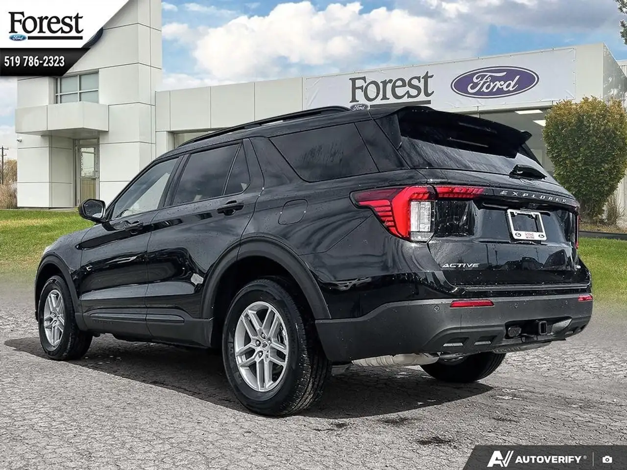 Ford Explorer photo Ford Explorer