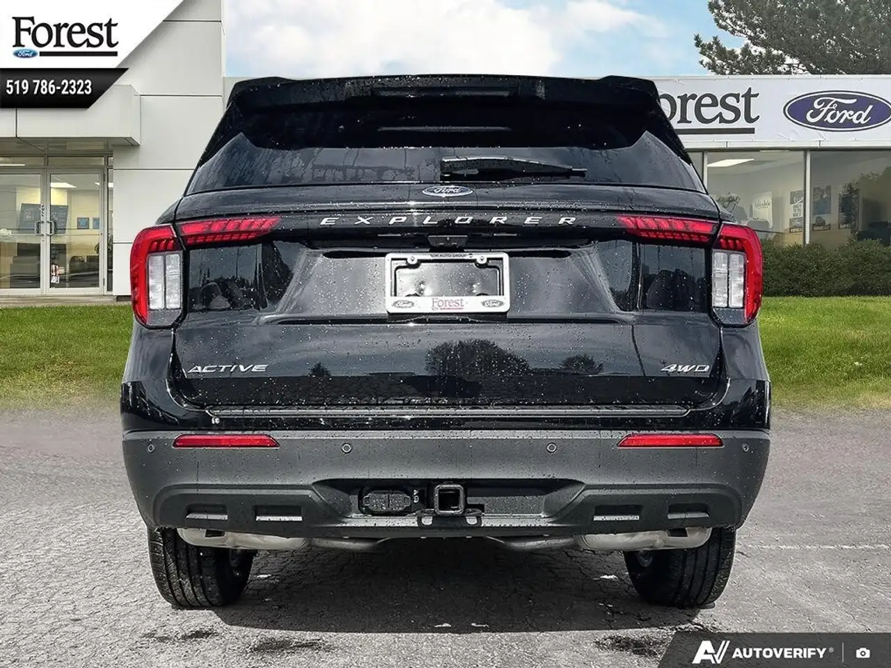 Ford Explorer photo Ford Explorer