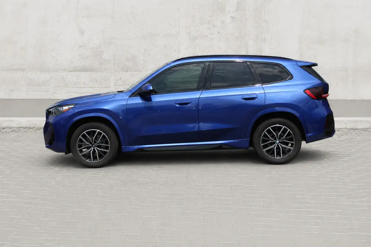 BMW X1 photo BMW X1