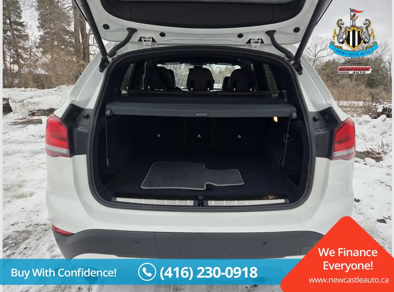 BMW X1 photo BMW X1