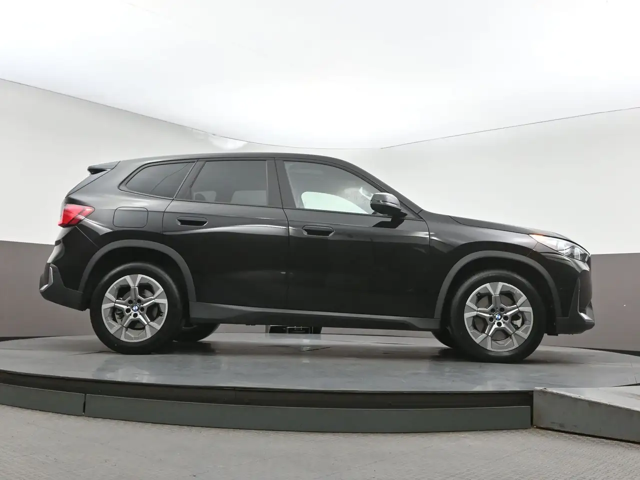 BMW X1 снимка BMW X1
