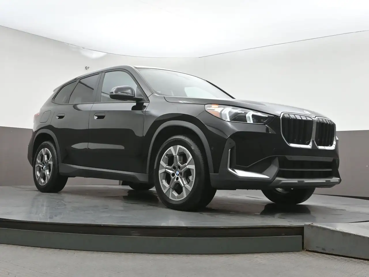 BMW X1 снимка BMW X1