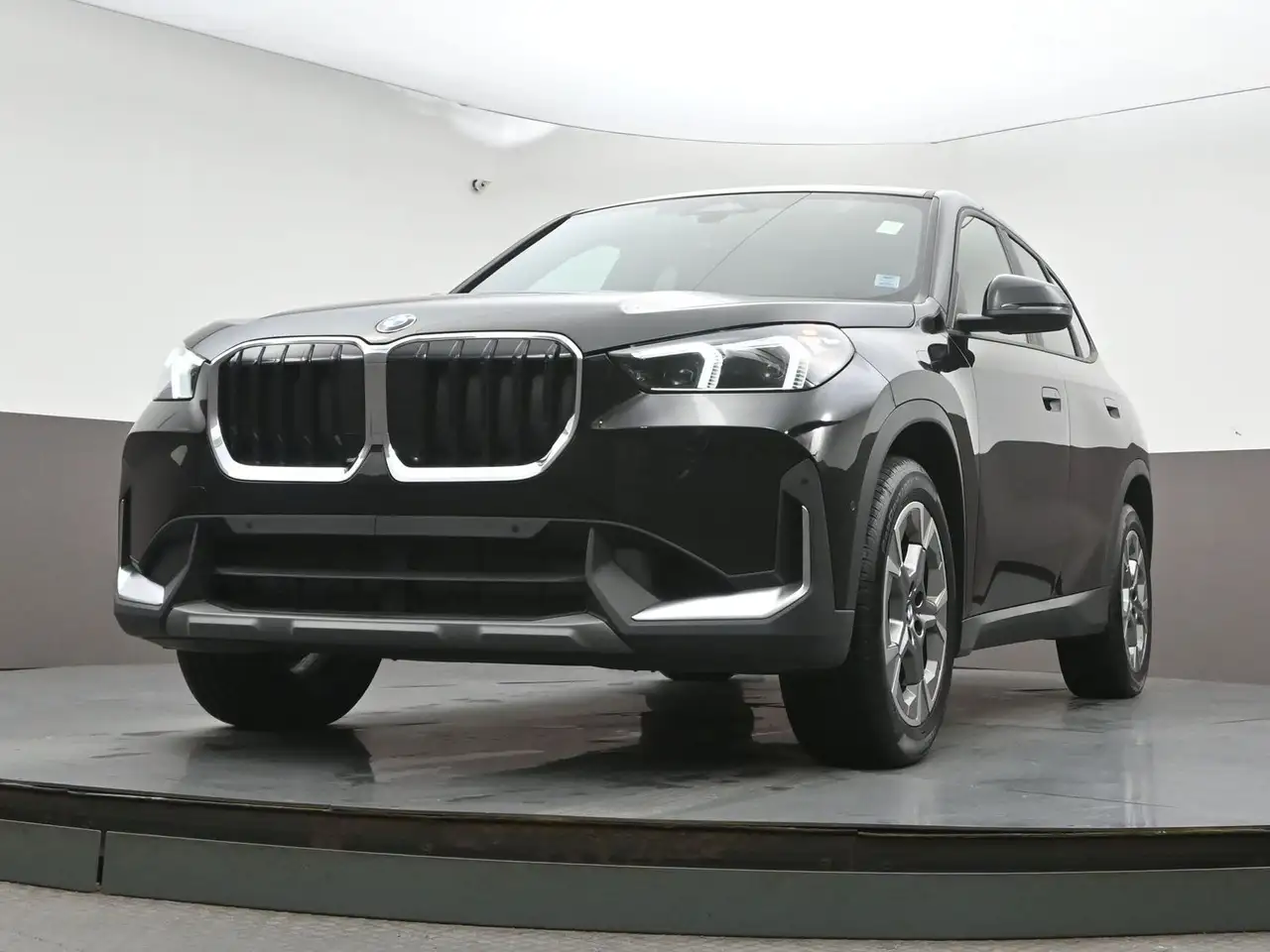 BMW X1 снимка BMW X1