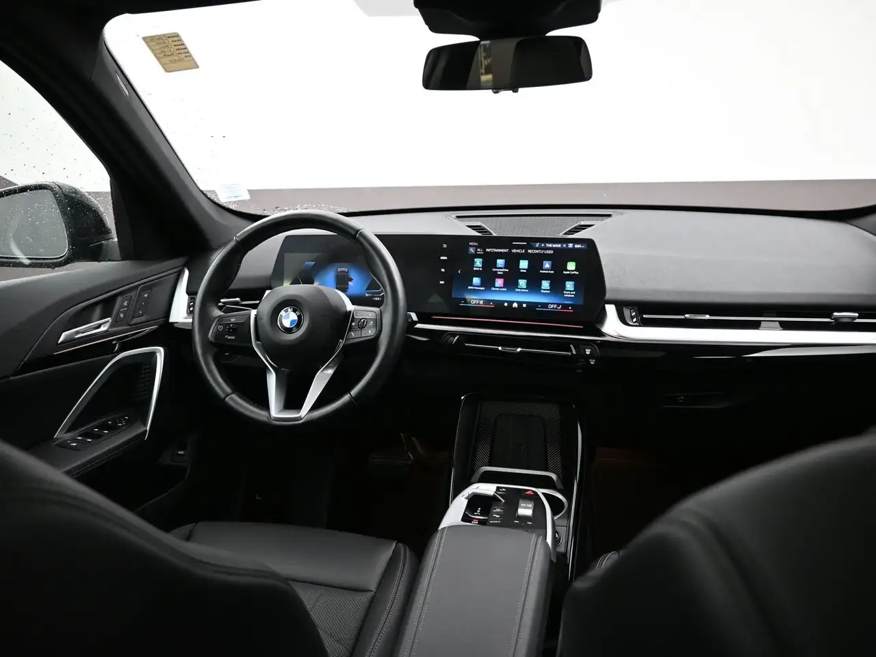 BMW X1 photo BMW X1