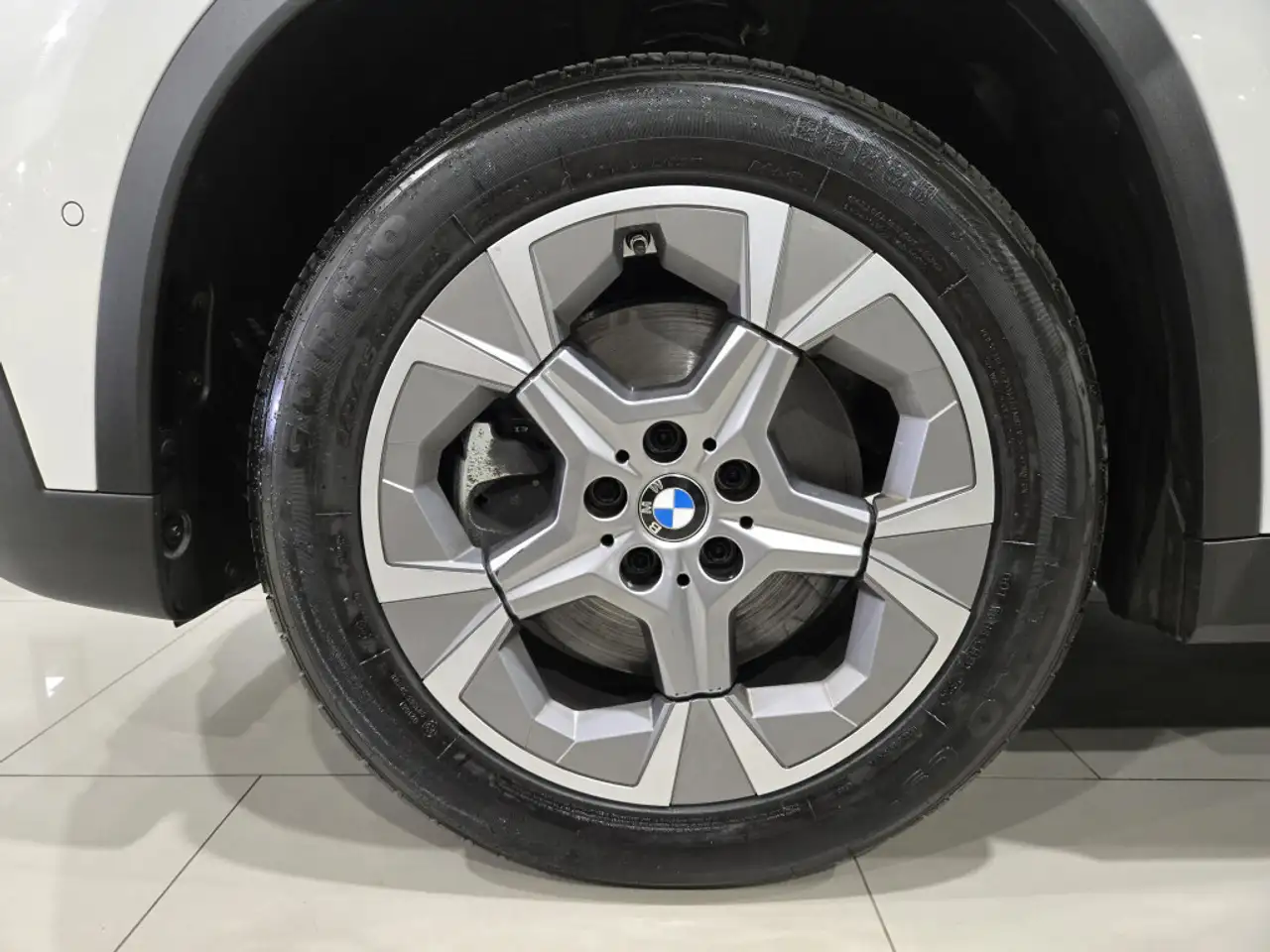 BMW X1 снимка BMW X1