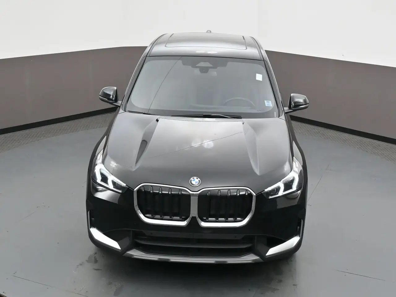 BMW X1 снимка BMW X1