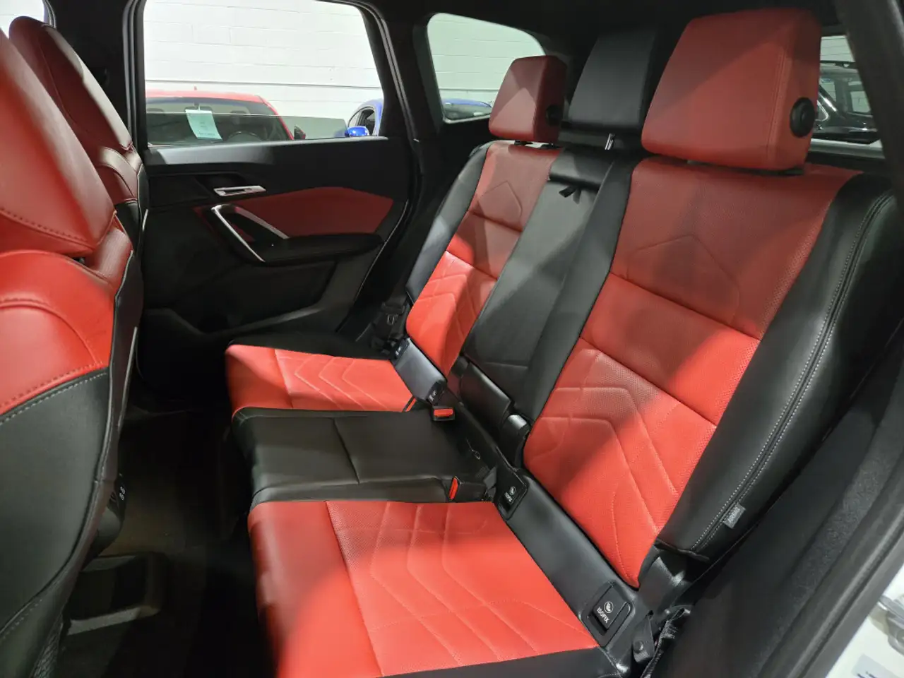 BMW X1 снимка BMW X1