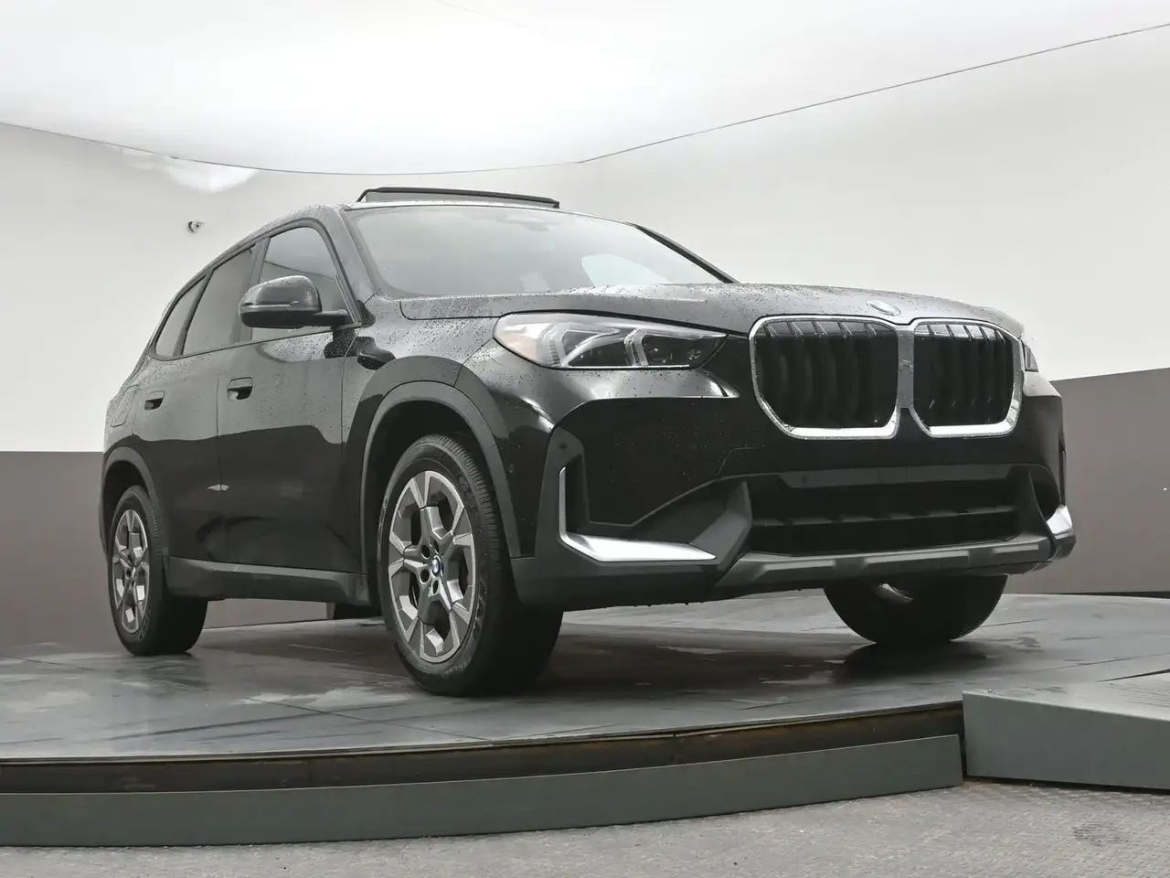 BMW X1 photo BMW X1