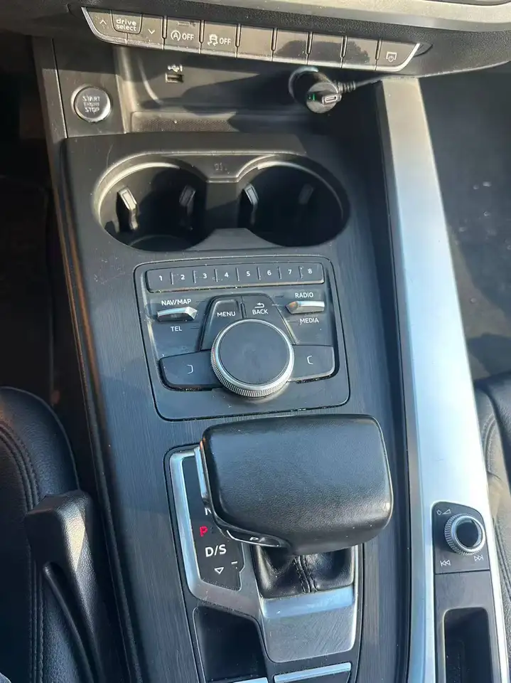 Audi A4 снимка Audi A4