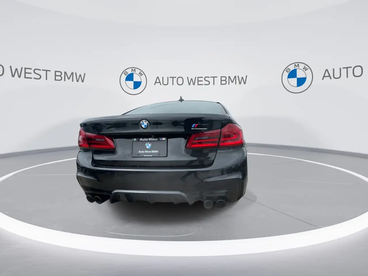 BMW M5 photo BMW M5