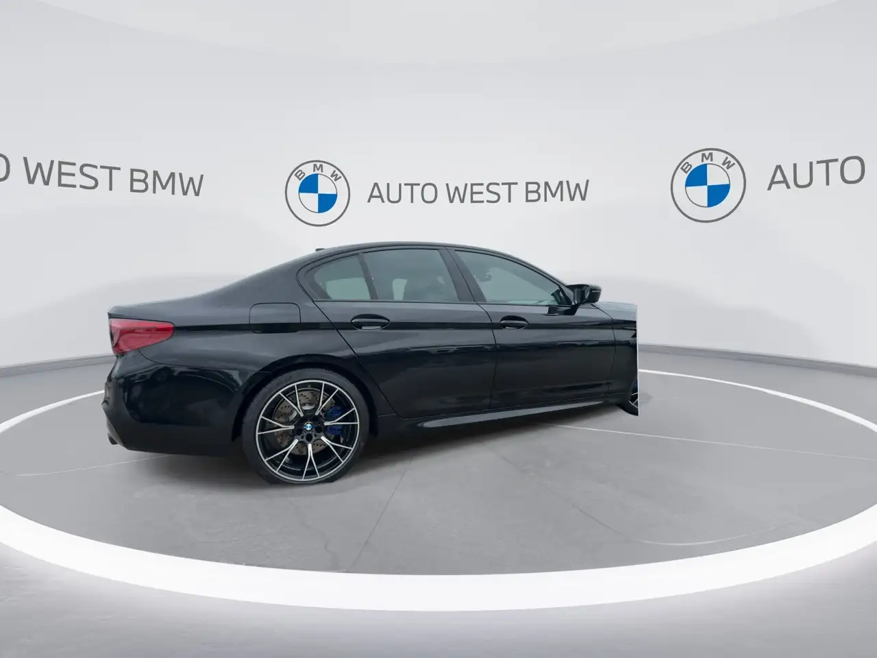 BMW M5 photo BMW M5