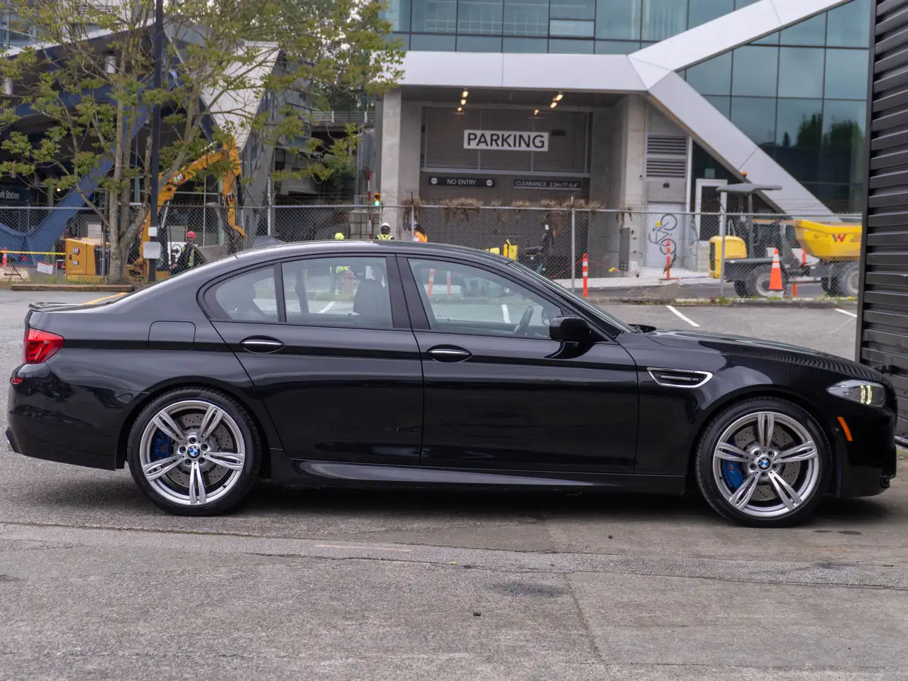 BMW M5 снимка BMW M5