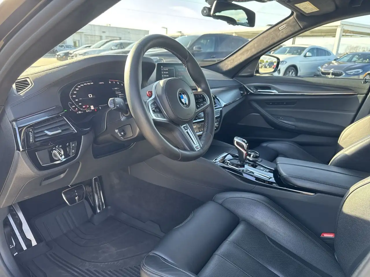 BMW M5 photo BMW M5