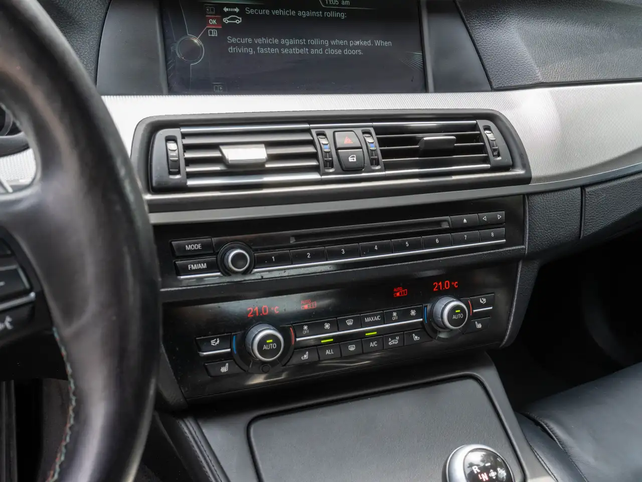 BMW M5 снимка BMW M5