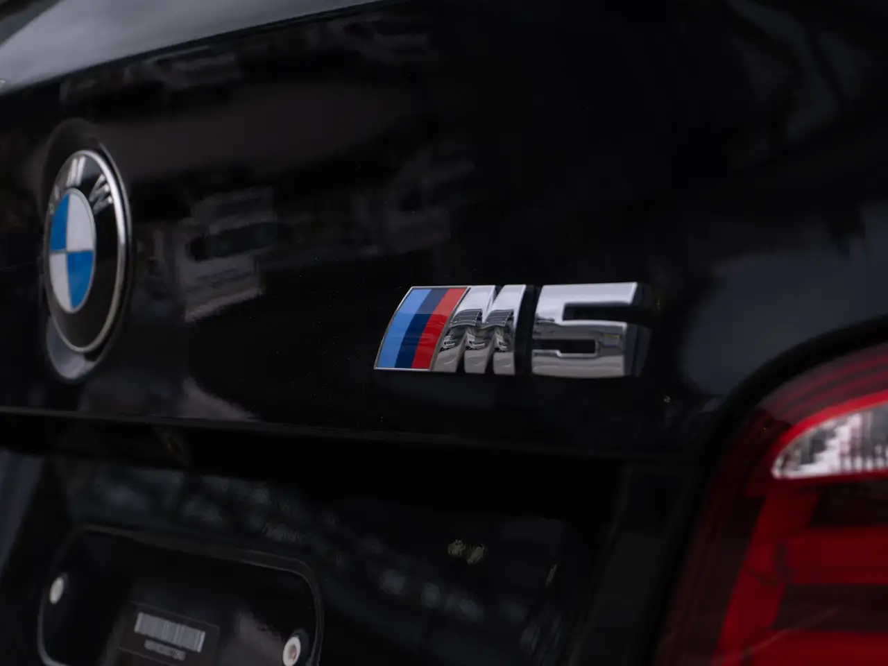 BMW M5 снимка BMW M5