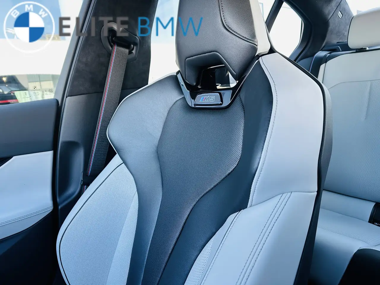 BMW M5 photo BMW M5