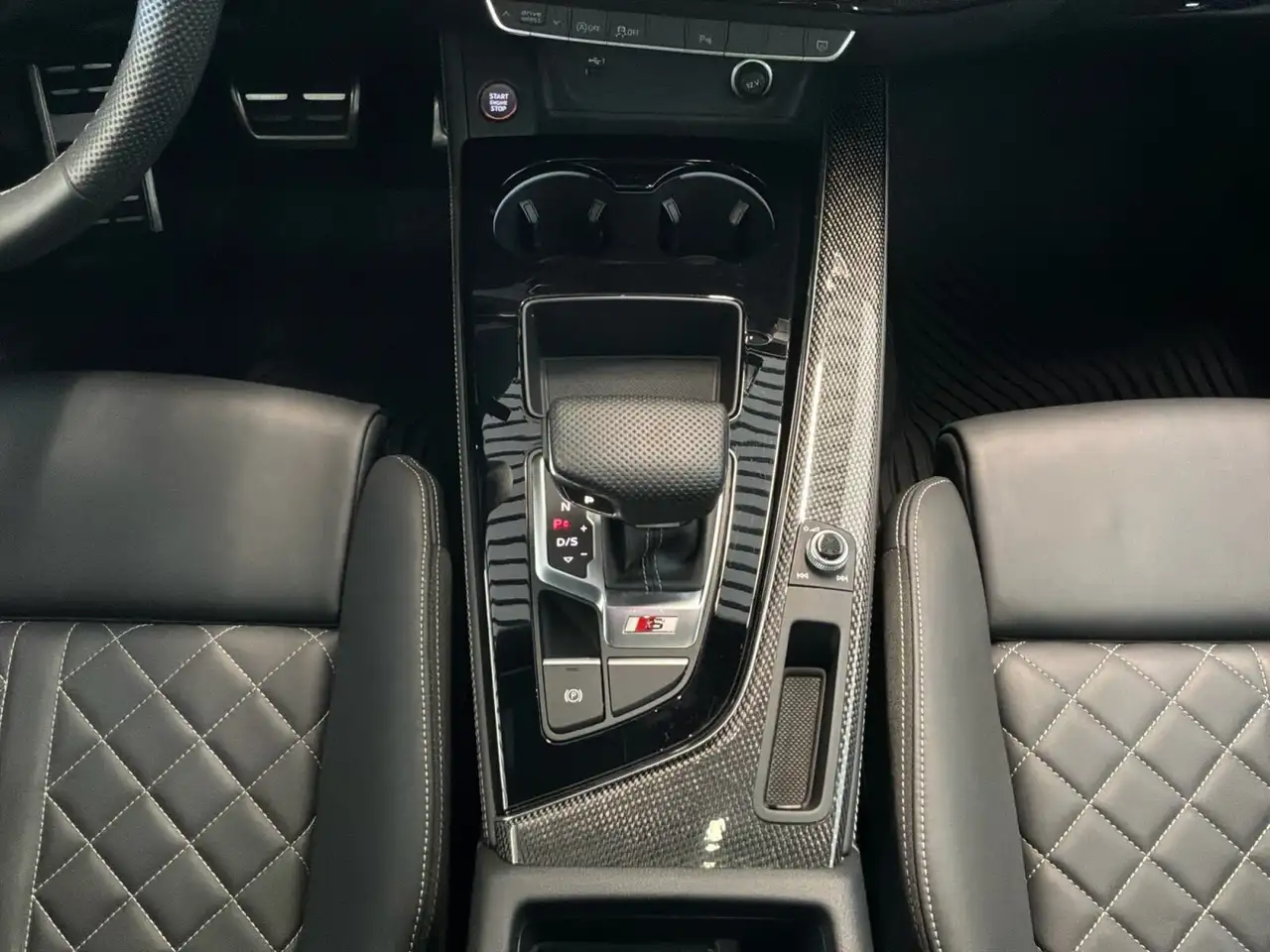 Audi S4 fotografie Audi S4