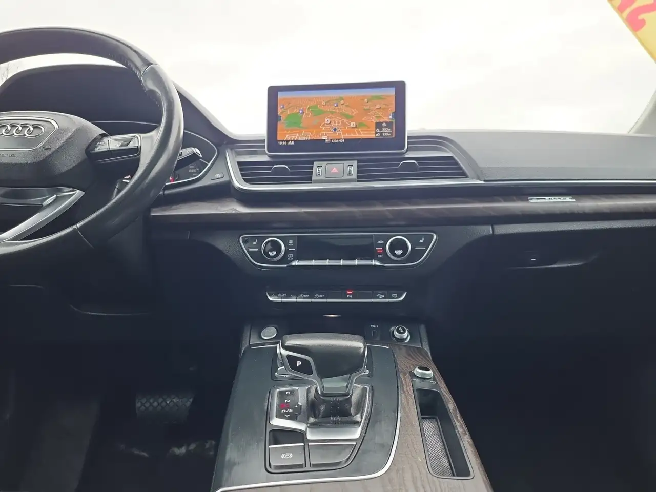 Audi Q5 photo Audi Q5