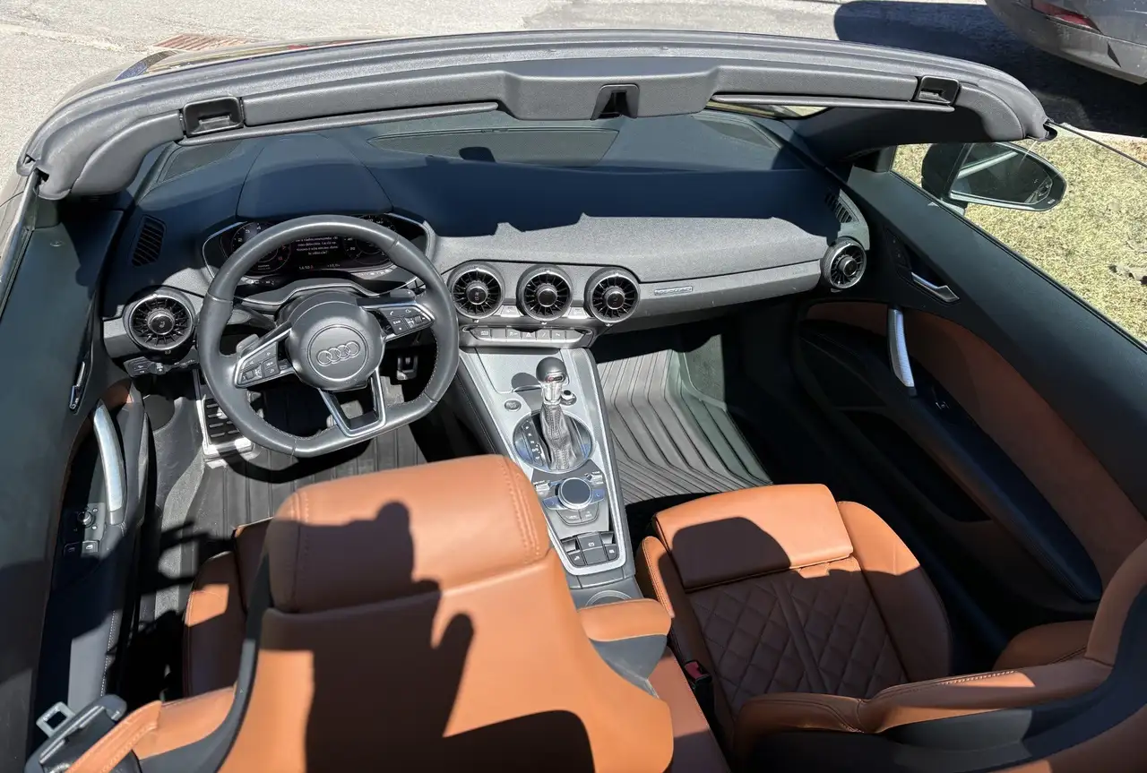 Audi TT снимка Audi TT