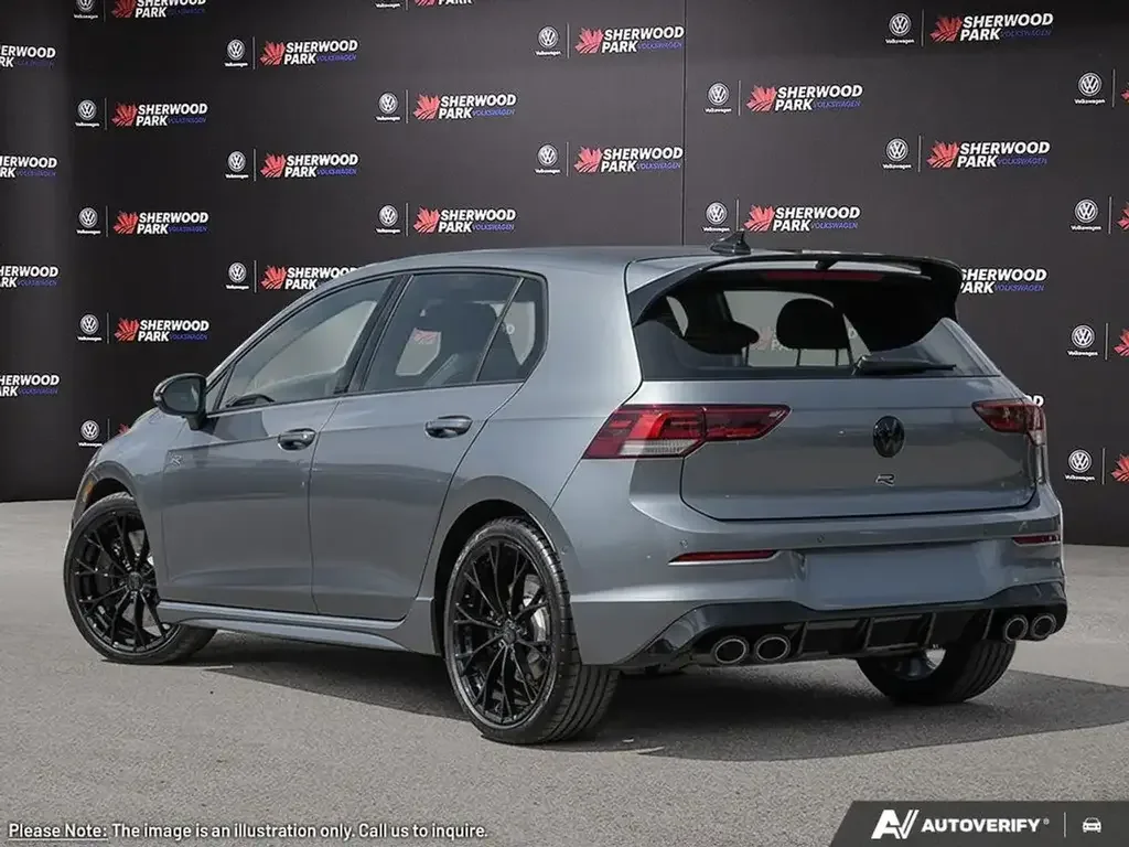 Volkswagen Golf R снимка Volkswagen Golf R