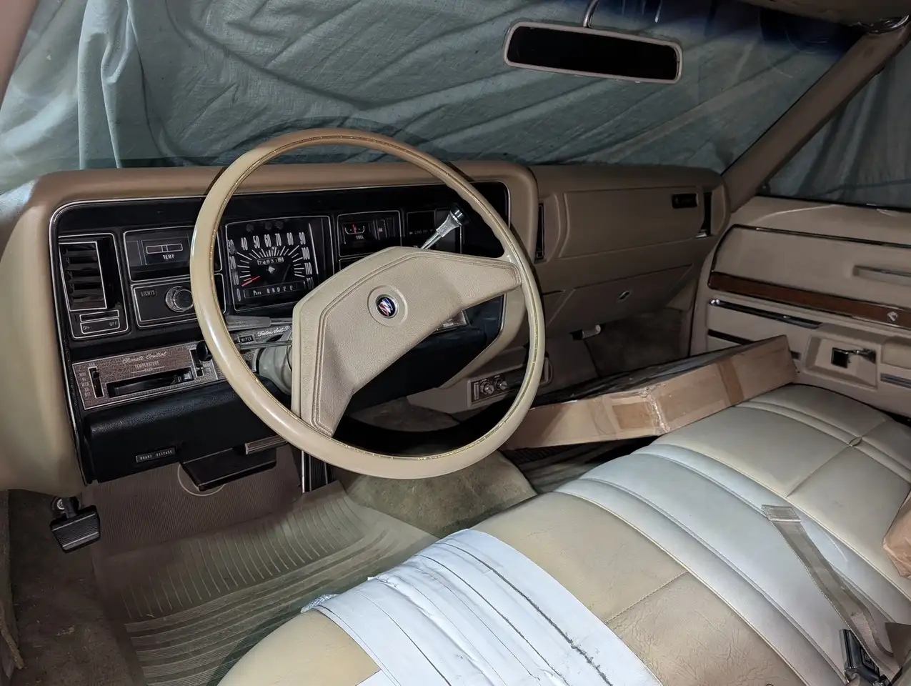 Buick Electra снимка Buick Electra
